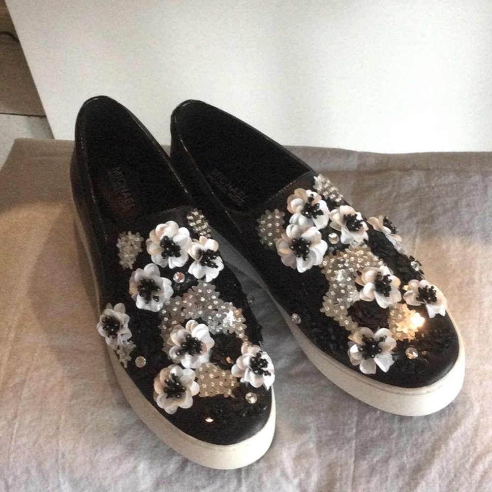 Michael Kors Trent Sequin Floral Sneaker slip-on 9M